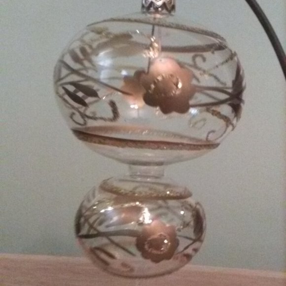 2 Clear Ornaments with Gold Accents - Picture 4 of 7